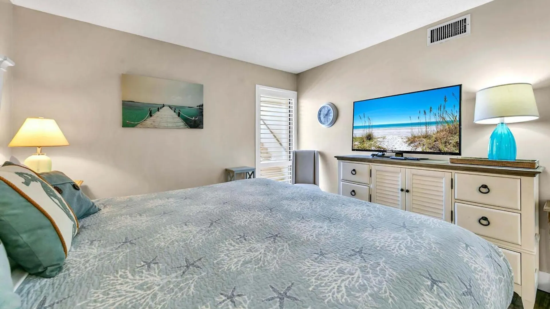 Edgewater Tower 2-611 Apartment Panama City Beach